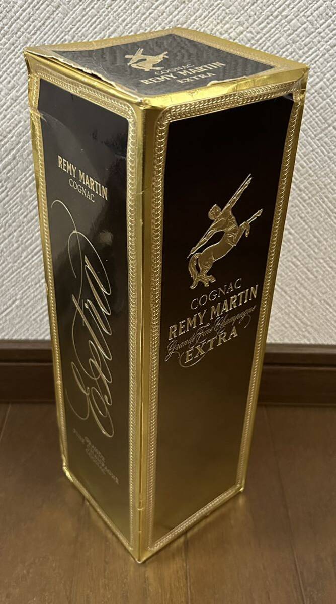 【未開栓・古酒】 レミーマルタン エクストラ REMY MARTIN EXTRA 箱・巾着袋付 700ml_画像6