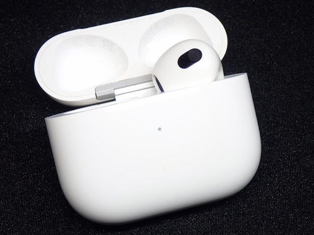 4231A[A]■正規品■Apple Airpods エアーポッツ エアポッツ 第3世代/片耳 右(R)/ケース/A2565・A2566/ワイヤレスイヤホン_画像5