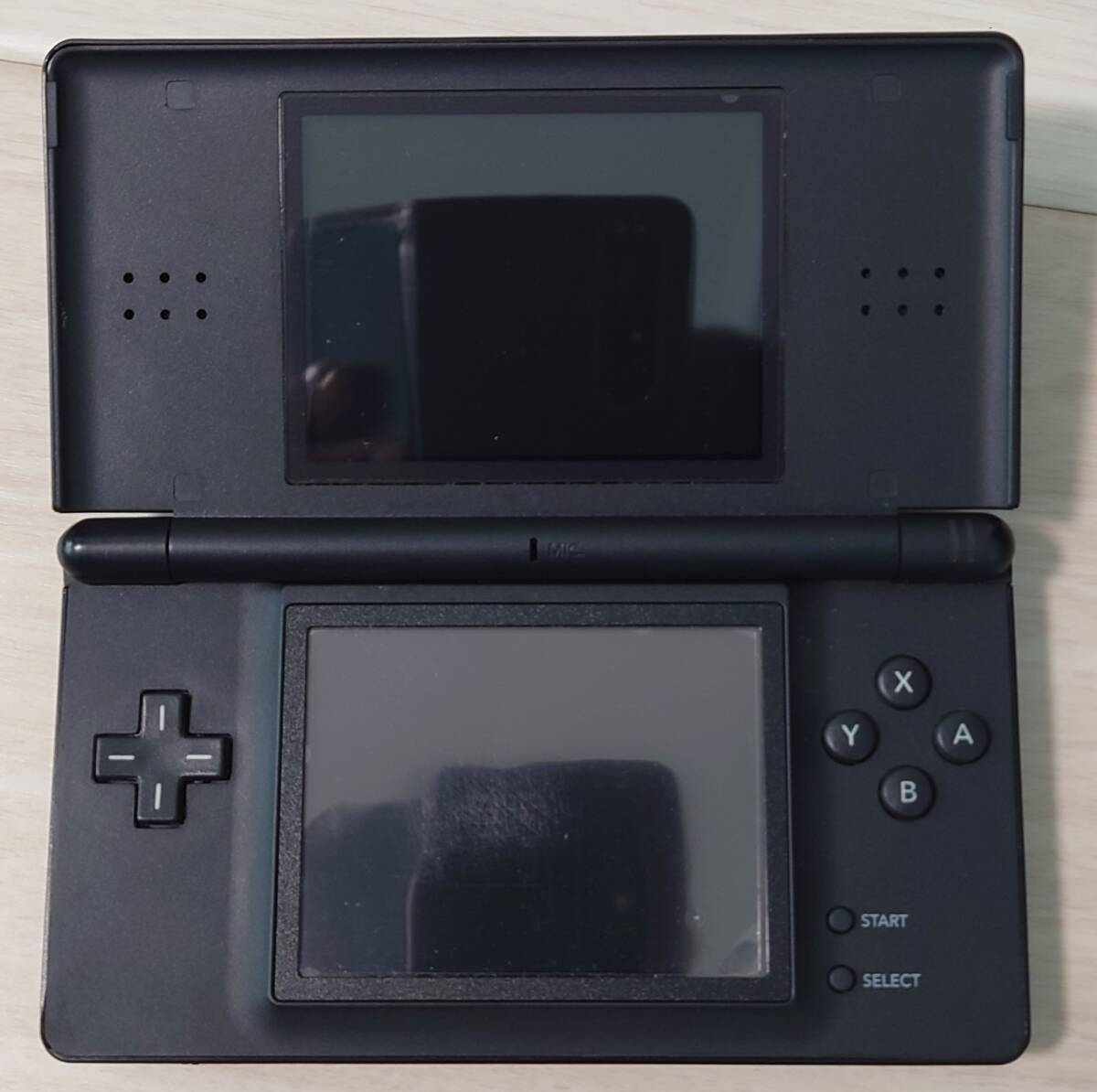 ☆★　Nintendo　DS Lite　中古　動作確認済　★☆_画像2