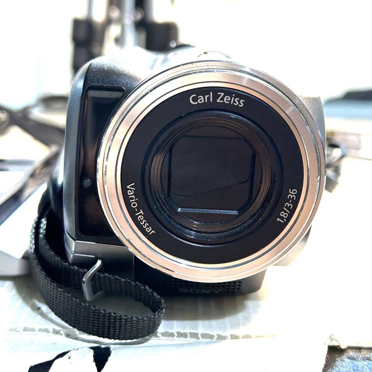 SONY ソニー Handycam ハンディカム ビデオカメラ DCR-SR60 通電確認済み (B3933)_画像5