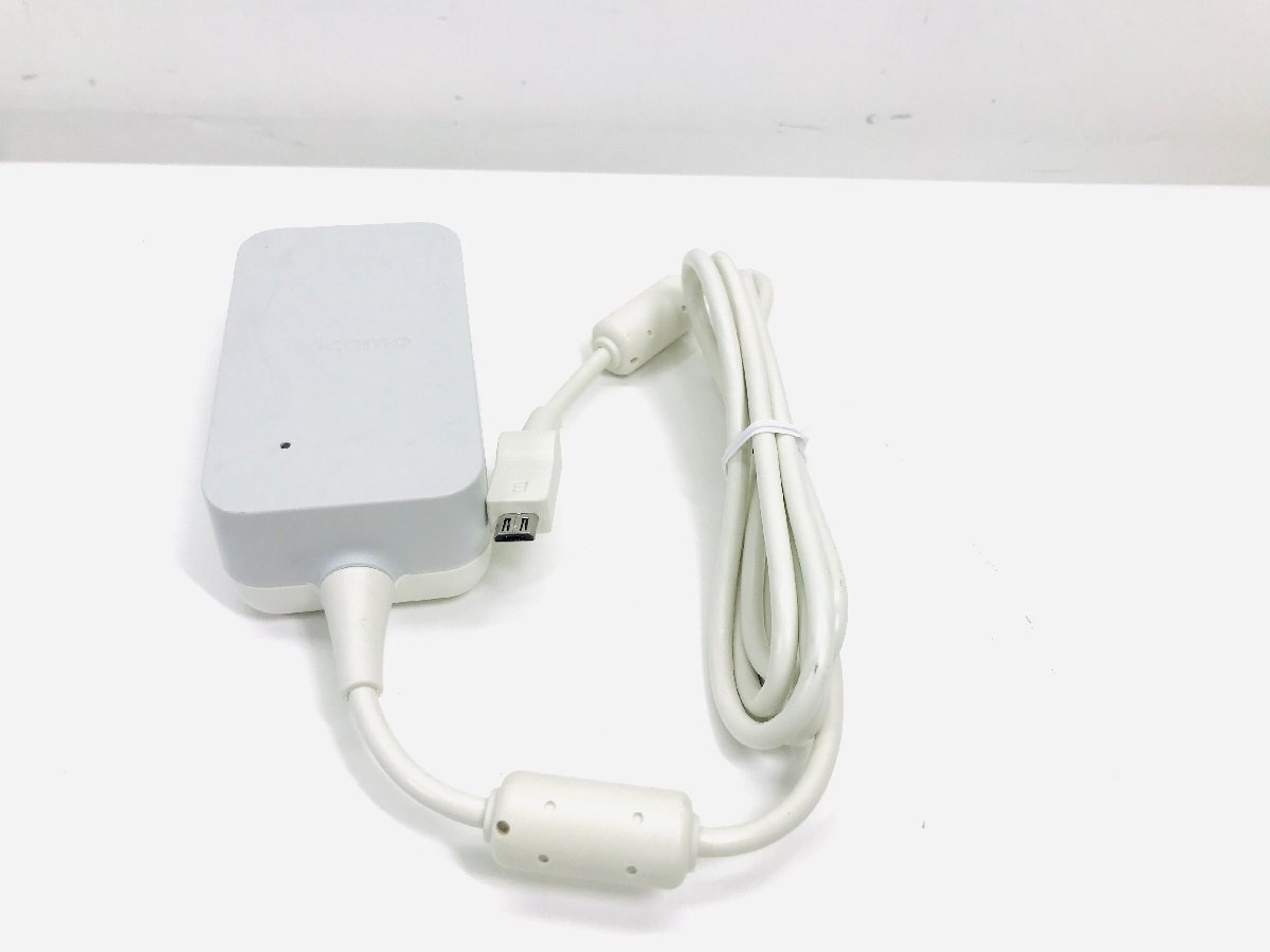 docomo original microUSB charger AC adapter 05 Type-B sudden speed charge correspondence white NTT docomo AC adaptor 05 micro USB DoCoMo 