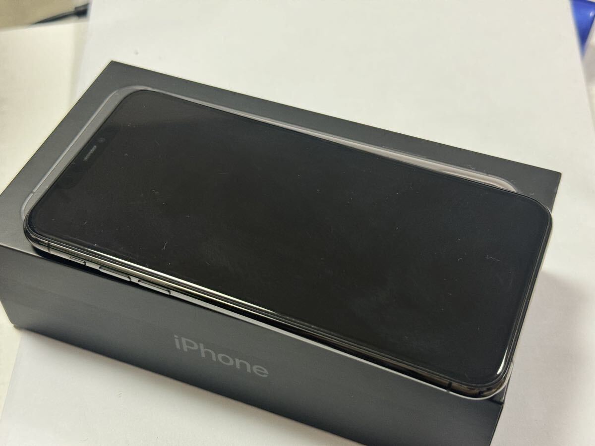 香港版 iPhone11 pro max 512GBスペースグレイ model A2220 SIM 香港版 iPhone11 pro max 512GBスペースグレイ model A2220 SIM