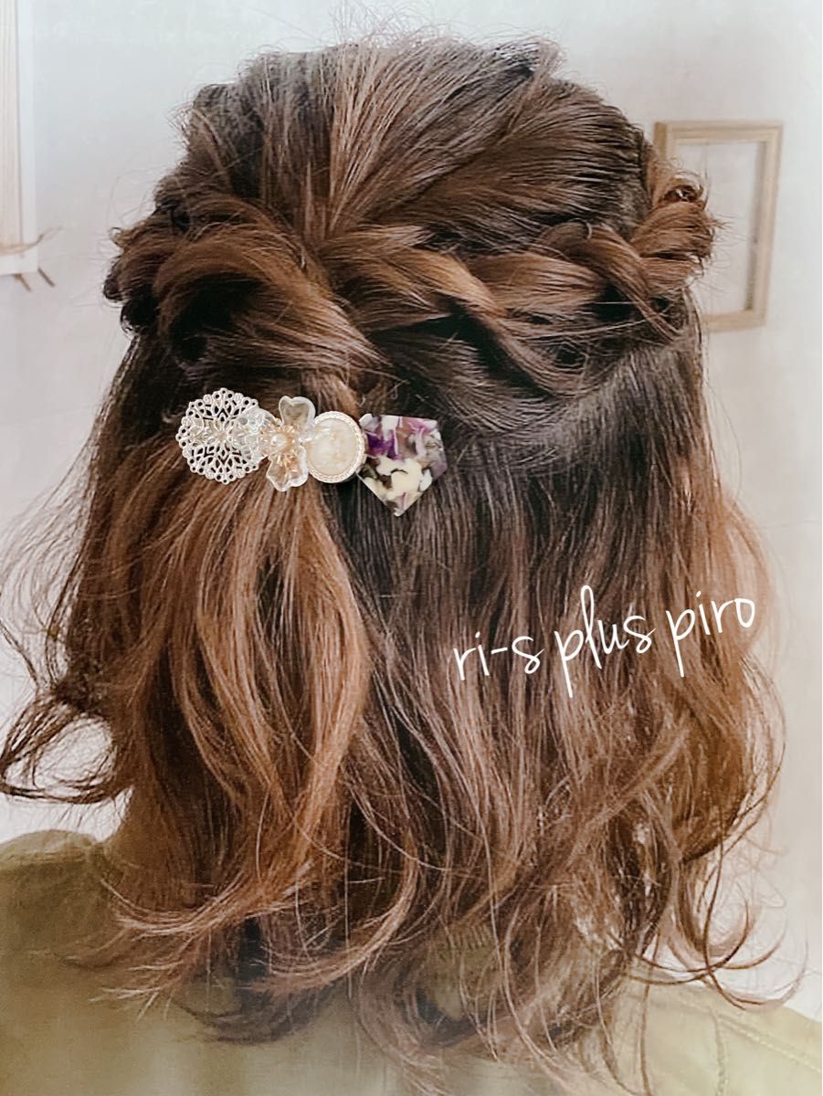 お上品hair accessory ..☆*ﾟimportパーツ ヘアクリップ ／ オーロラ フラワー × モザイクパーツ