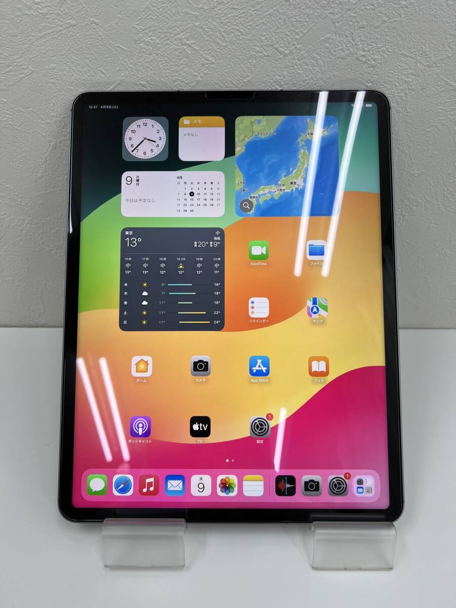 【中古/美品】iPad Pro 12.9インチ 第6世代 1TB Apple版 -判定 SIMフリー Wi-Fi＋Cellularモデル ガラスフィルム付き A2437【1円スタート】の画像2