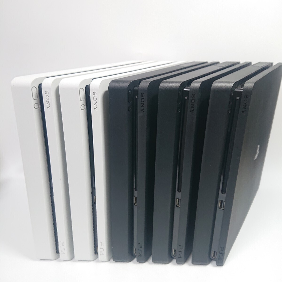 【1円～】PS4 本体 5台 動作確認済み SONY PlayStation4 プレイステーション4 2000A 2000A 2200A 2200A 2200A ホワイト ブラックの画像1