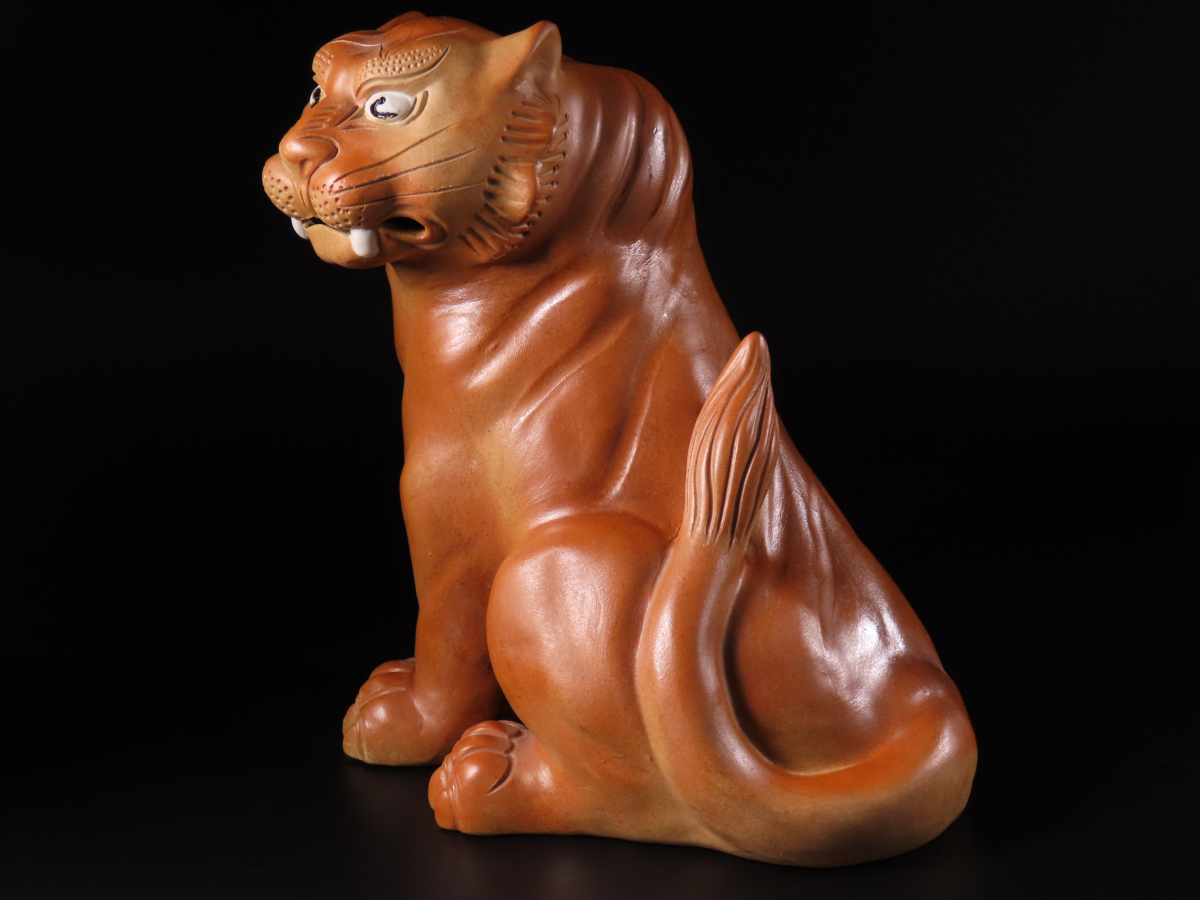 【ONE'S】鍋島焼名工 繁仙 本人作 超絶立体造形 『猫虎』 高24.5cm 重量1.9kg 極上細密造 置物 飾物 古美術品の画像7