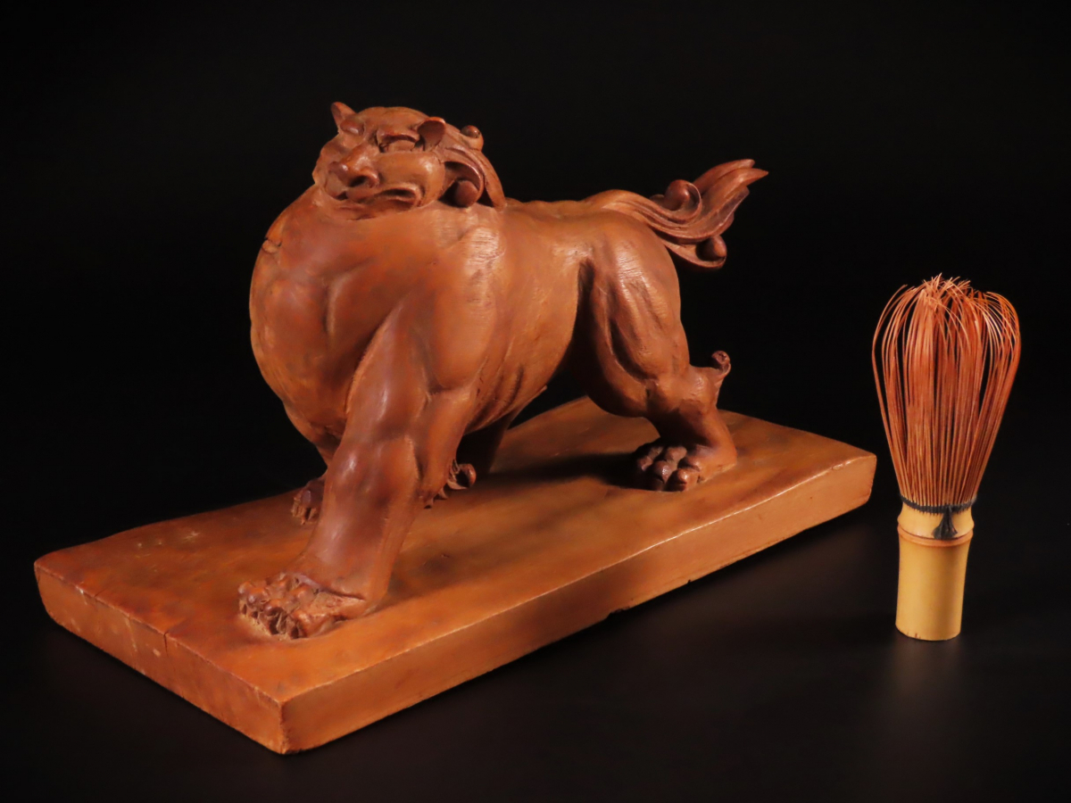 【ONE'S】彫刻家 小山泰山 本人作 『獅子』 木彫一刀彫 幅26cm 最上位作 極上細密彫刻 狛犬 唐獅子 置物 東洋彫刻 古美術品_画像10