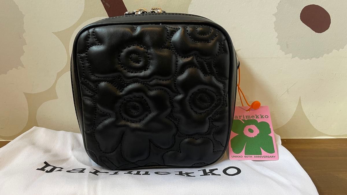 マリメッコ Baby Gratha Unikko 60th ショルダーバッグ マリメッコ Baby Gratha Unikko 60th ショルダーバッグ