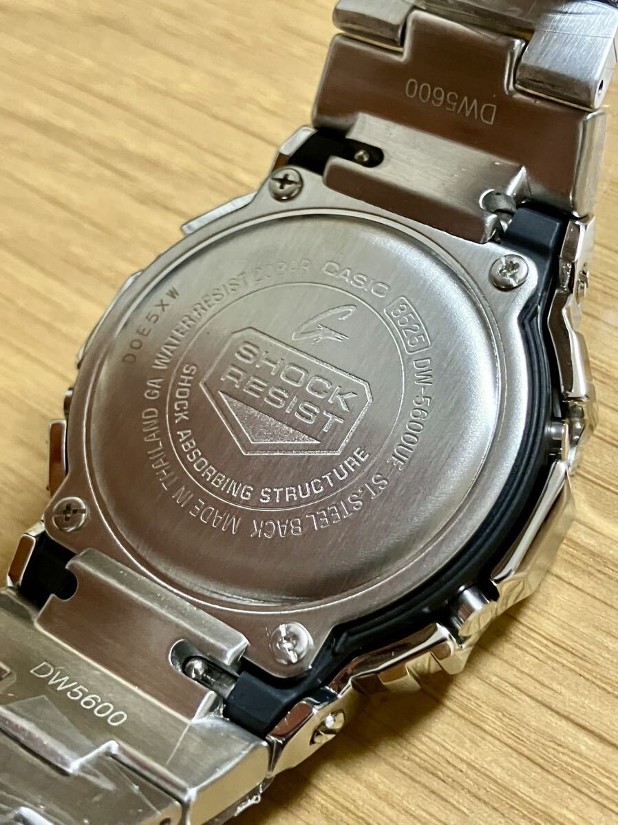 新品 フルメタル CASIO カシオG-SHOCK GショックDW-5600UE DW-5600 カスタム 本体付き デジタル腕時計 ステンレス シルバーベゼル＆ベルトの画像8