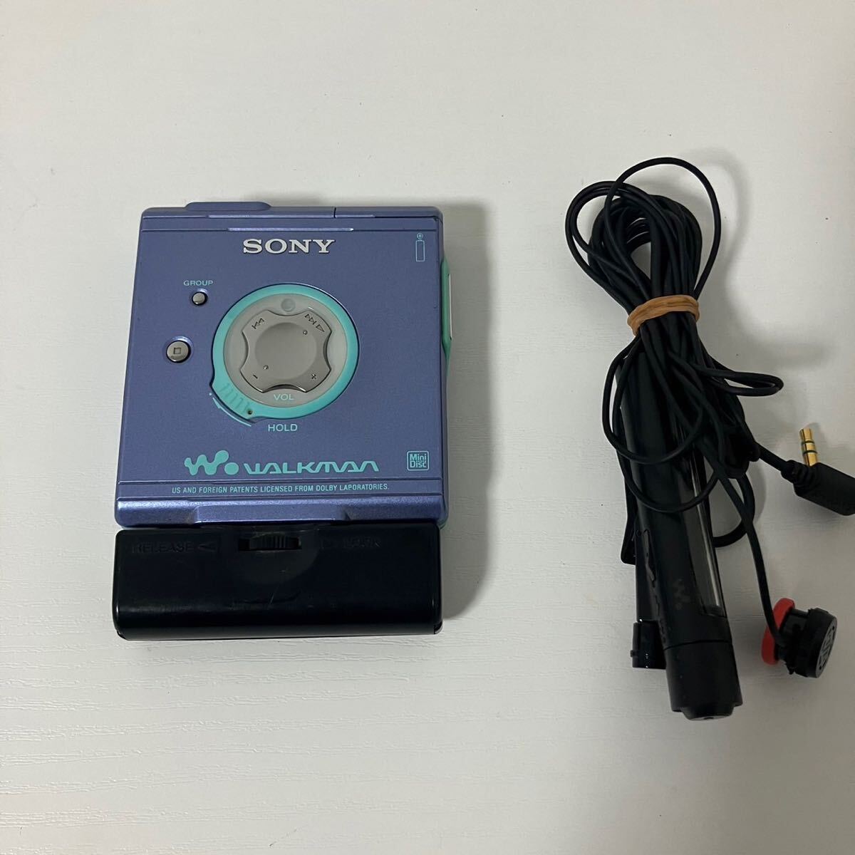 SONY ソニー WALKMAN ウォークマン MZ-E501 リモコン RM-MC10L イヤホン 付き 美品の画像1