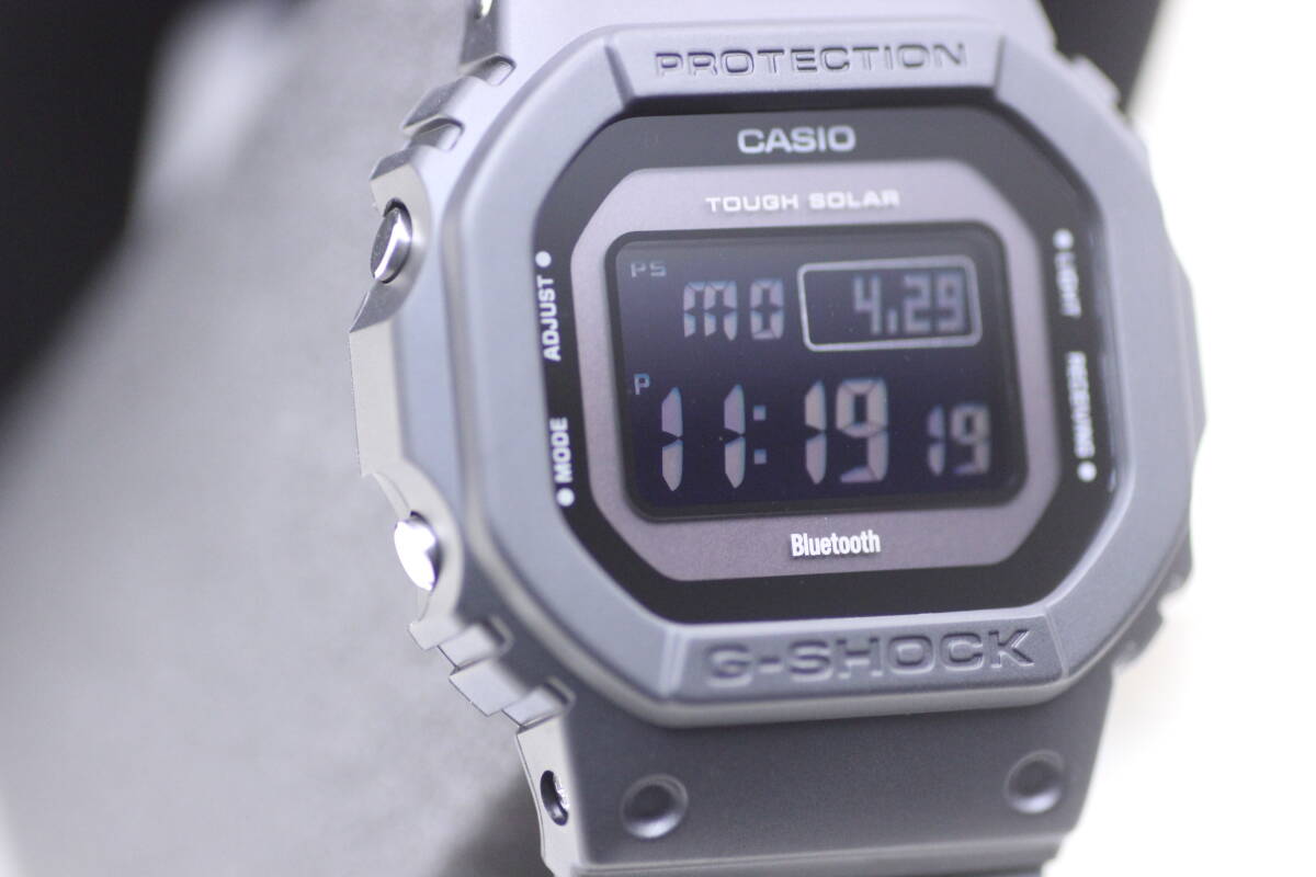 未使用品・送料無料 カシオ 腕時計 CASIO G-SHOCK GW-B5600BC 未使用品・送料無料 カシオ 腕時計 CASIO G-SHOCK GW-B5600BC