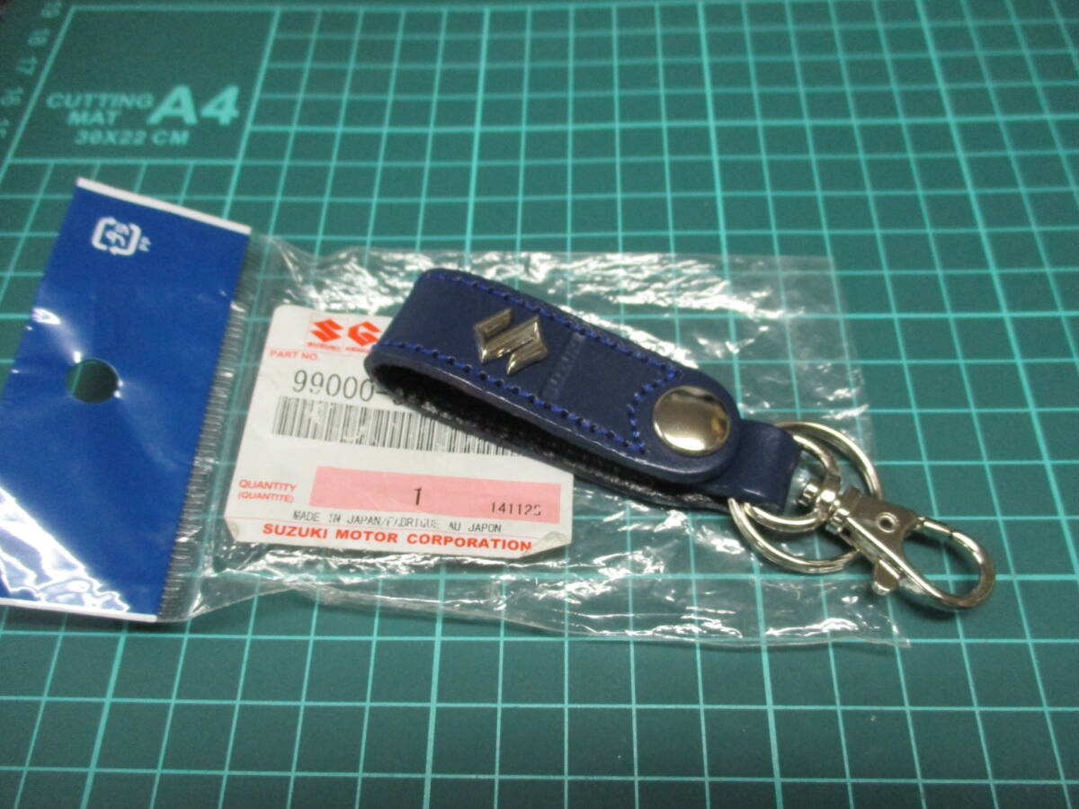  out of print goods SUZUKI original new goods key holder (GSX250E/GSX400E/GSX750S/GSX1100S/RG250E/GS400/GS550/GS750/GS400E/GT380/GT550/GT750/ sword / that time thing 