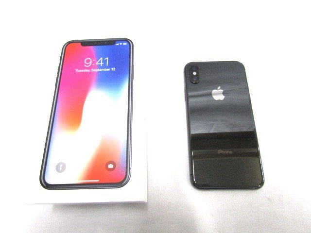 docomo iPhoneX 256GB MQC12J/A スペースグレイ SIMロック有り 利用制限◯ バッテリー最大容量72％ 中古品 ◆4919の画像1