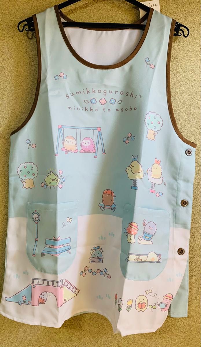 エプロン 保育士 介護士 キャラクター 新品未使用タグ付き すみ エプロン 保育士 介護士 キャラクター 新品未使用タグ付き すみ