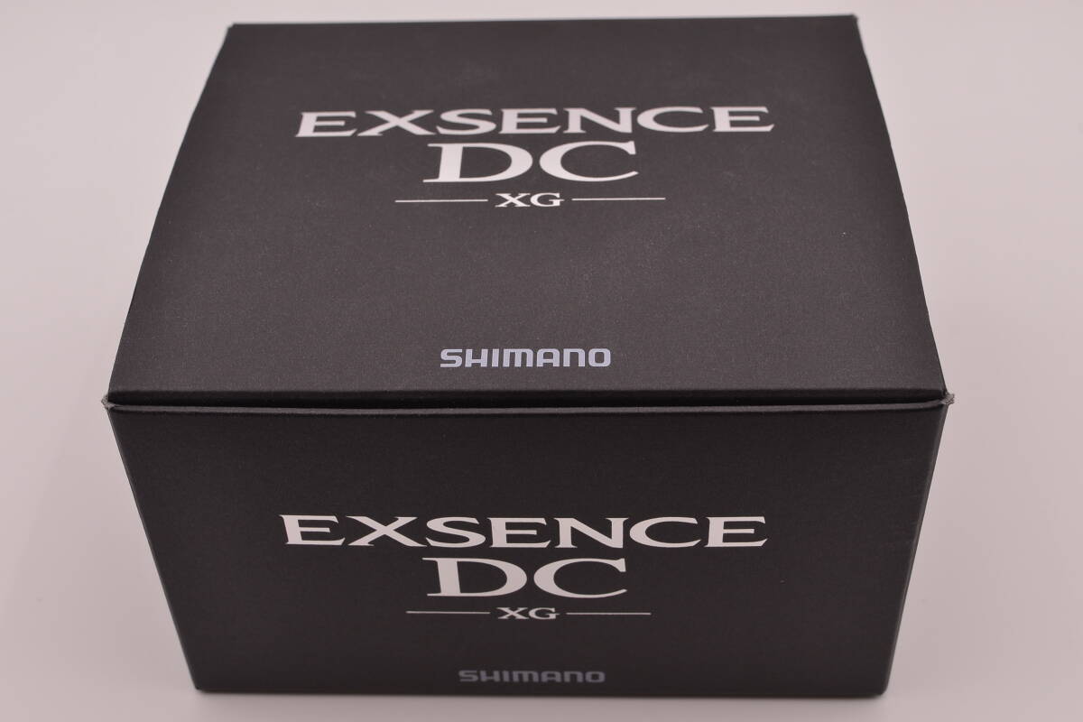 美品中古 箱付き 備品一式あり SHIMANO 17 EXSENCE DC XG RIGHT (右ハンドル) 機関良好_画像1