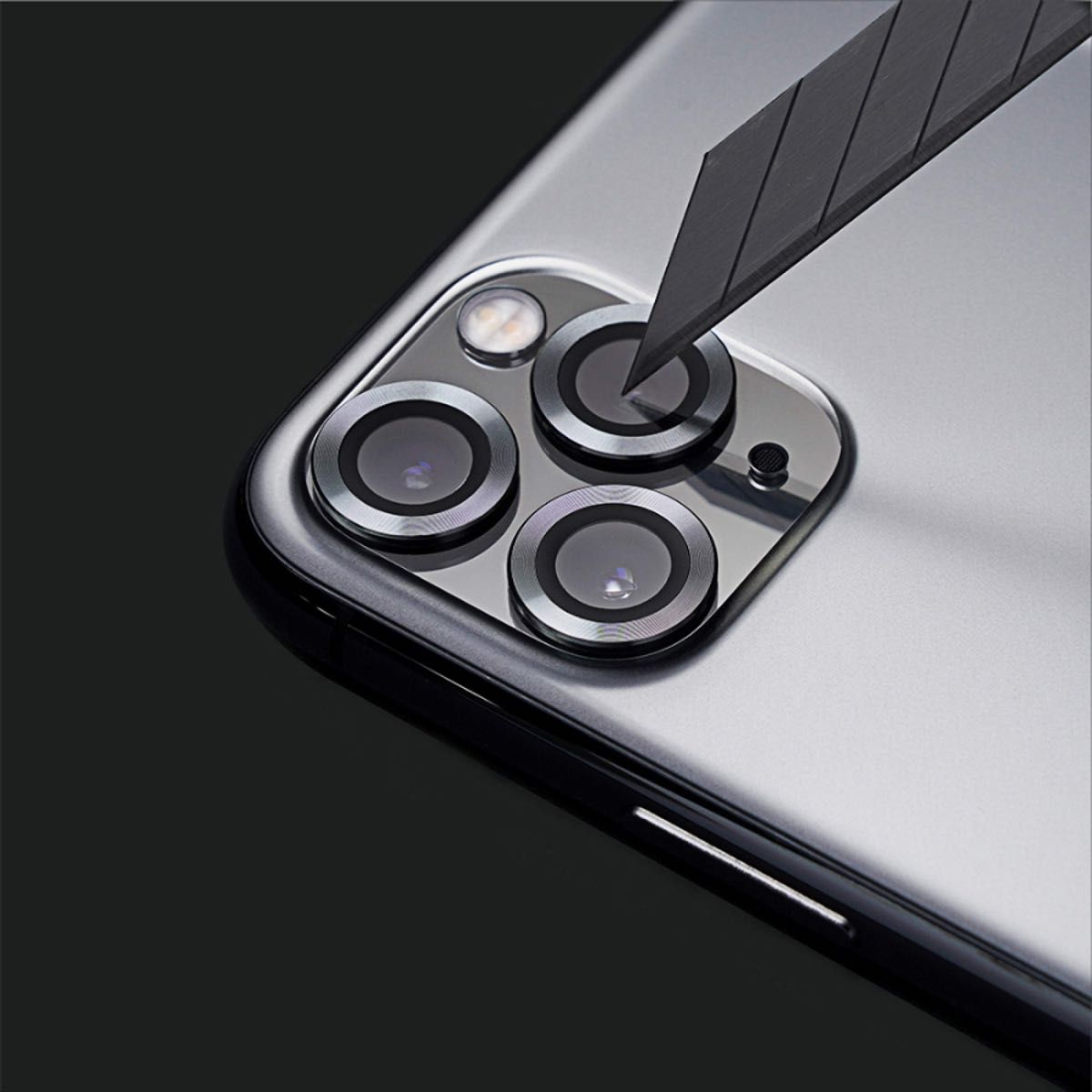 iPhone 12 Pro カメラレンズ　プロテクター　独立型　9H 強化ガラス レンズ保護
