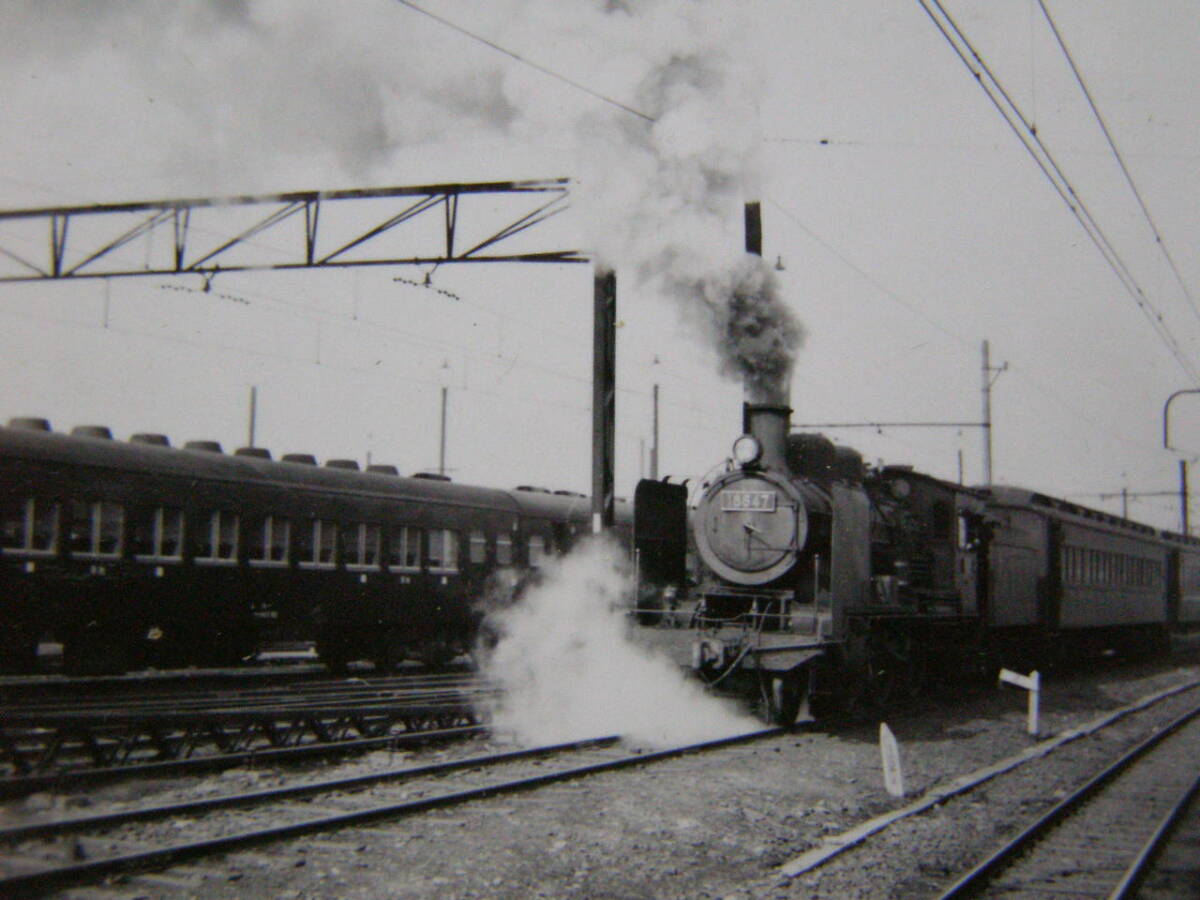 (J52)803 写真 古写真 電車 鉄道 鉄道写真 蒸気機関車 18647 昭和32年2月21日 品川駅 SL_画像2