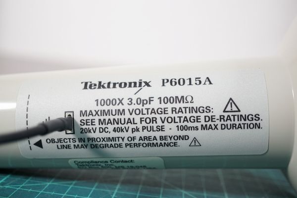 [NZ][D4045714] Tektronix テクトロニクス P6015A 1000× 3.0pF 100MΩ 高電圧プローブ マニュアル、ケース、元箱等付きの画像4