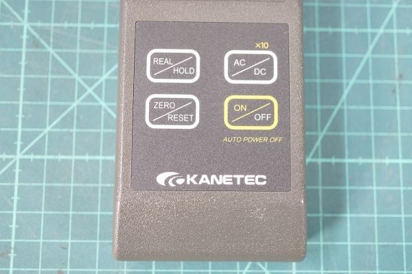 [NZ][T225160] KANETEC カネテック TESLA METER テスラメーター TM-501 磁束密度計 ケース等付き