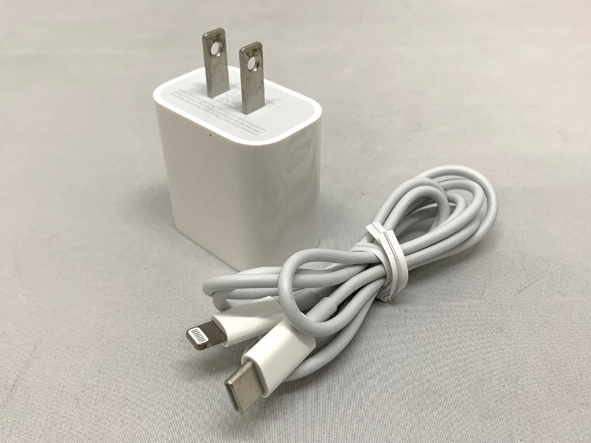 【未検査品】Apple 純正USB-c Lightningケーブル 純正ACアダプタ 20W [Etc]の画像1