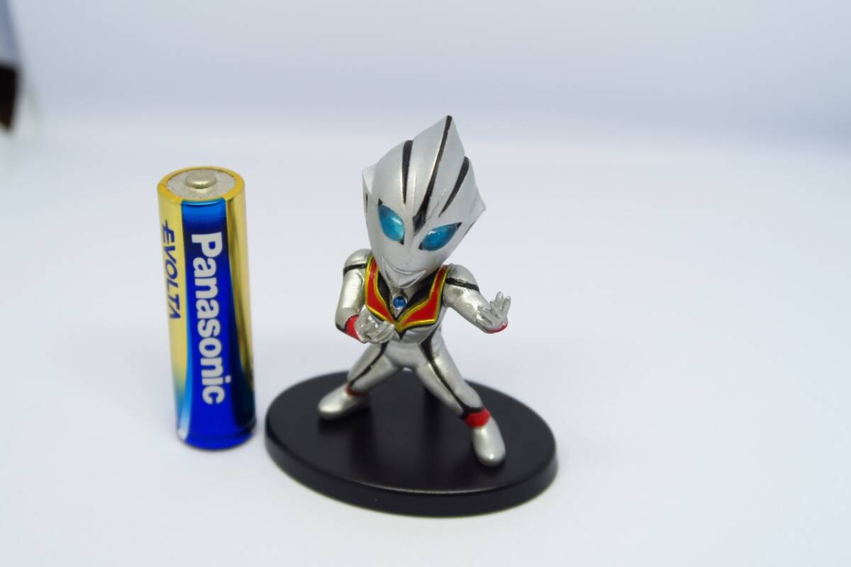 中古品　コンバージモーション　ウルトラマン　イーヴィルティガ_画像10