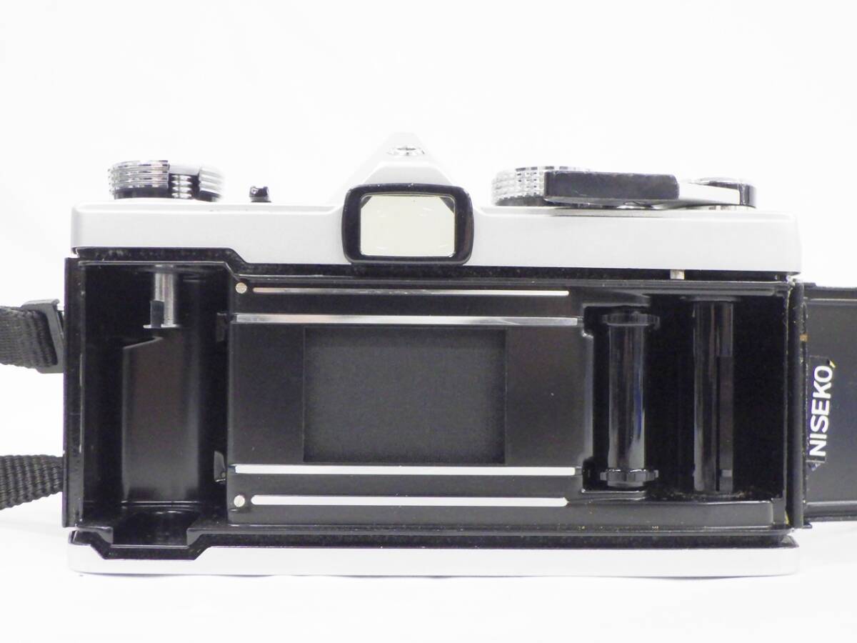 01 15-594215-24 [Y] オリンパス PLYMPUS OM-1 フィルムカメラ F.ZUIKO AUTO-S 1:1.8 f=50mm レンズ ケース付き 札15の画像6