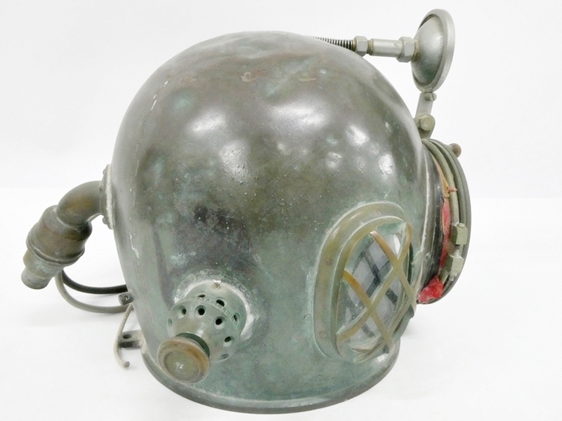 16 38-593327-11 ★ [Y] 真鍮製 潜水ヘルメット 潜水器具 昭和レトロ アンティーク オブジェ ディスプレイ 高さ約31.5cm 福38の画像4