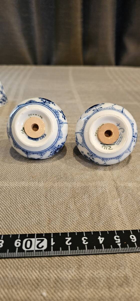 H502 ロイヤルコペンハーゲン egg cup salt shaker アンティーク H502 ロイヤルコペンハーゲン egg cup salt shaker アンティーク