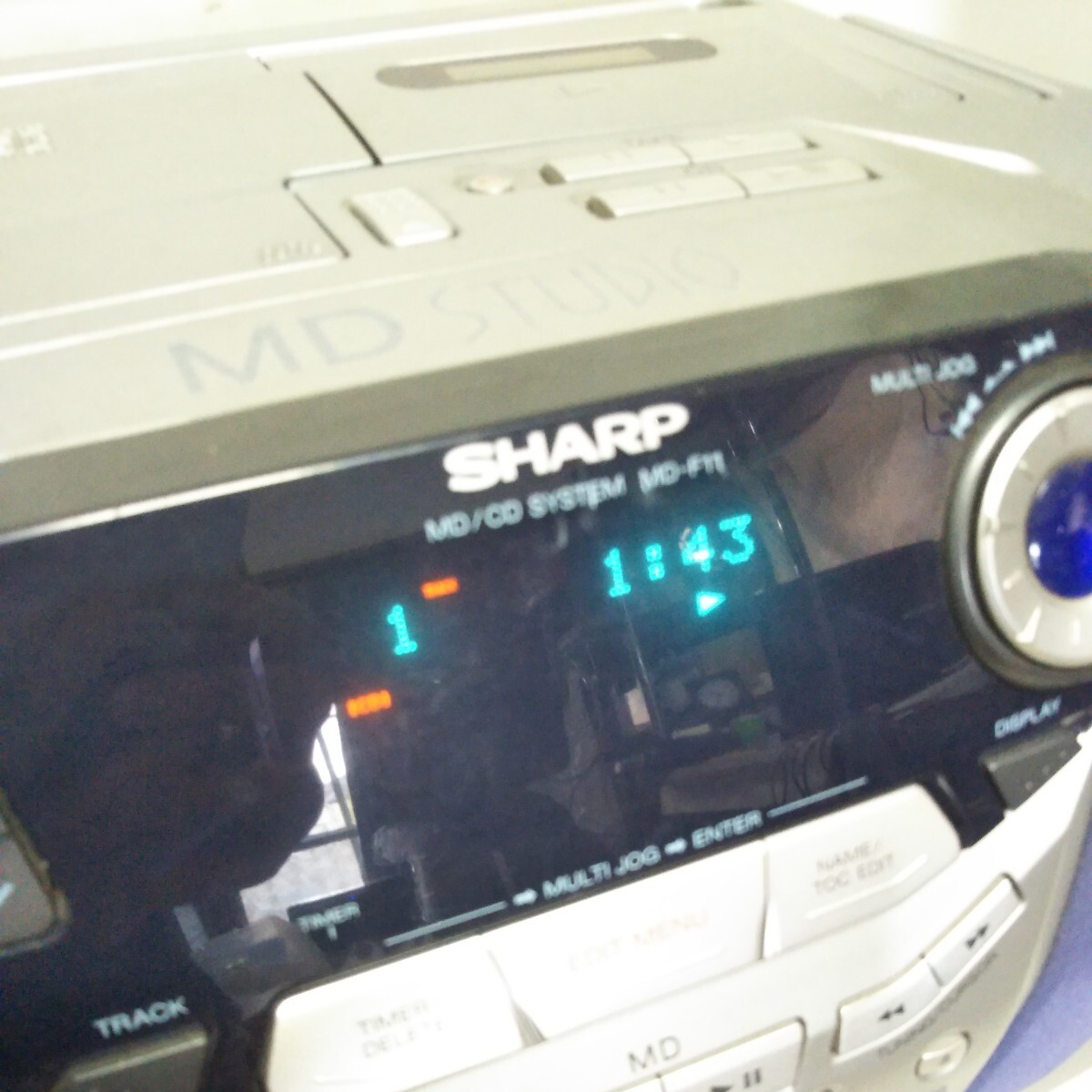 送料無料(２M824)SHARP シャープ ラジカセ MD-F11-Sの画像2