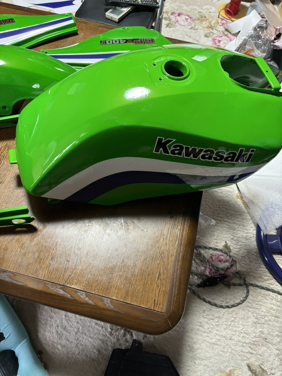 Yahoo!オークション - GPZ400f外装 外装セット 外装一式 Yahoo!オークション - GPZ400f外装 外装セット 外装一式