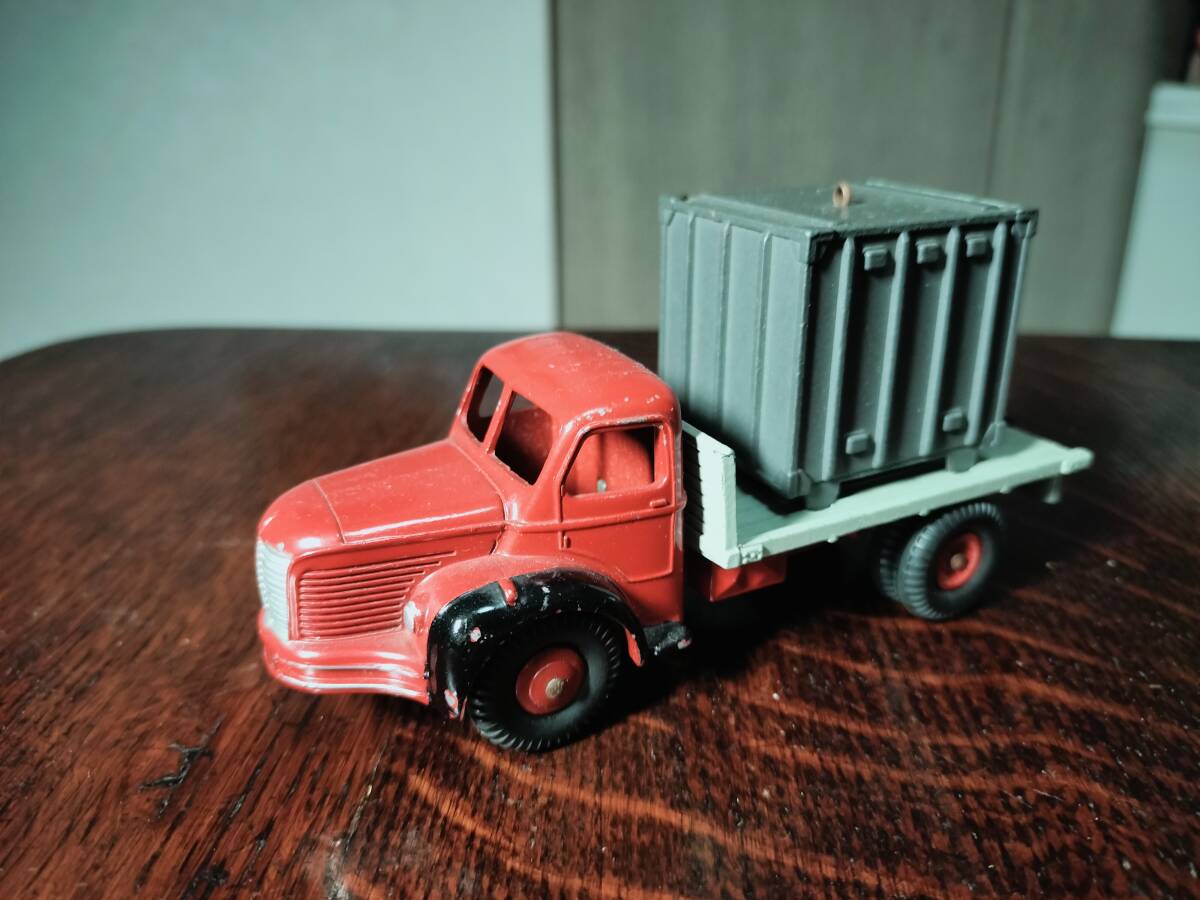 France Dinky 34B Plateau Berliet avec Container  仏ディンキー べルリエ コンテナートラックの画像4