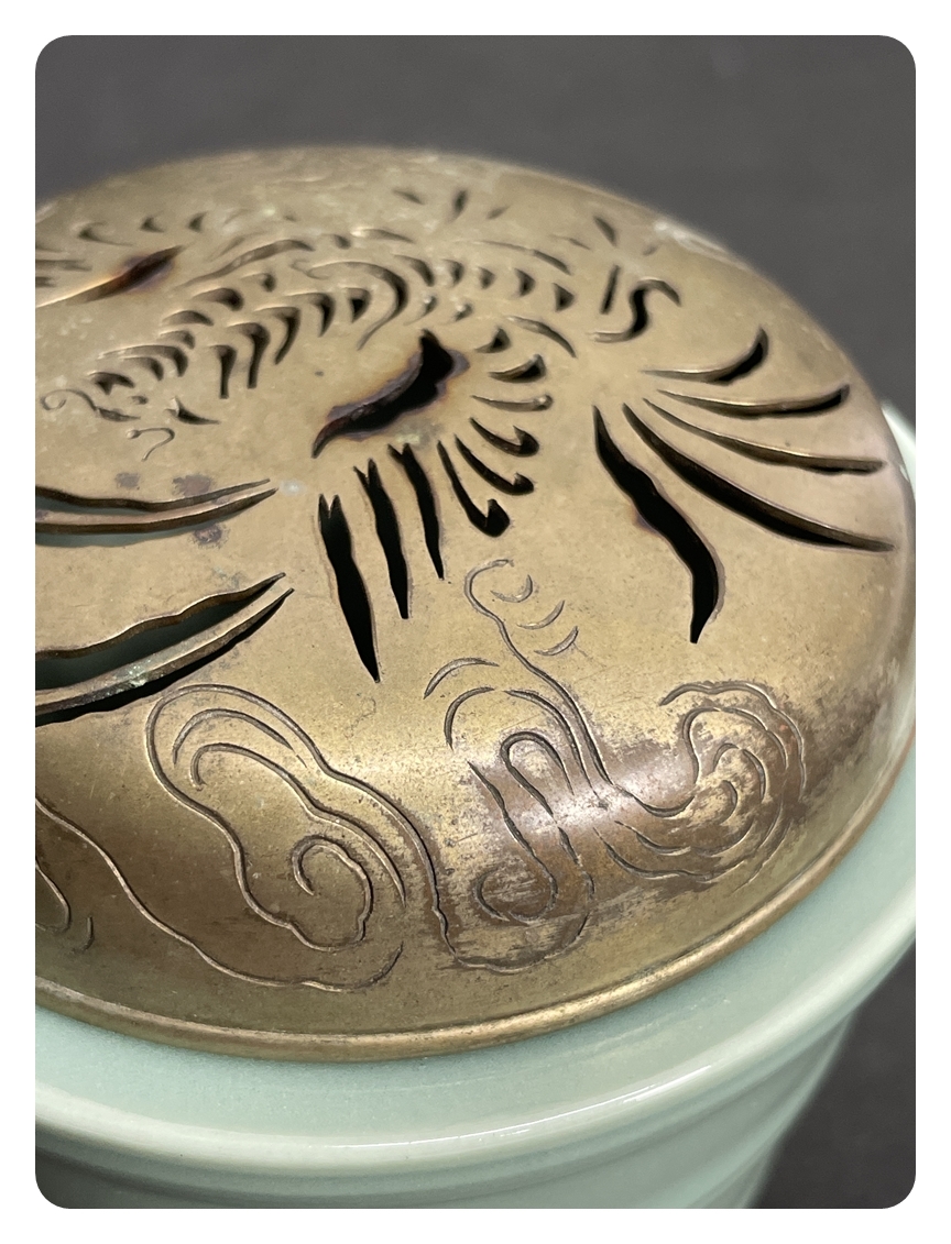 ● コレクター必見 在銘 銘入 香炉 三つ足 陶器 銅蓋 香具 工芸品 ma609の画像4
