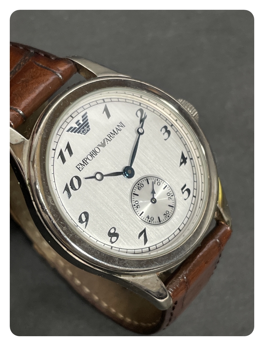 ● コレクター必見 EMPORIO ARMANI アルマーニ 腕時計 メンズ AR-0600 クオーツ 男性 時計 ケース付き コレクション ma651_画像5