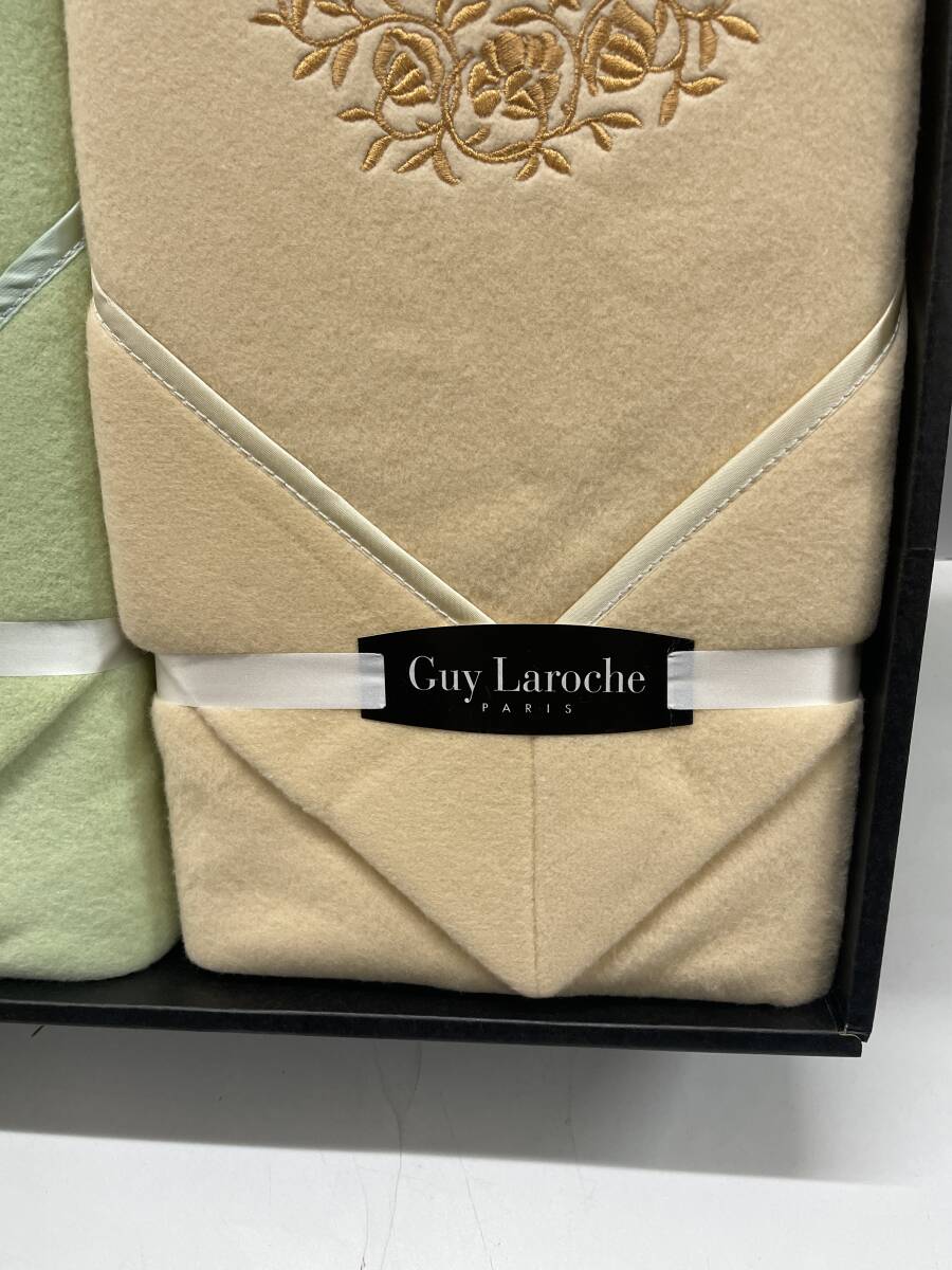 ★コレクター必見 未使用品 Guy Laroche ギラロッシュ 綿毛布 2枚組140㎝×200㎝ ピンク系 グリーン系 箱付 寝具 掛物 T836_画像5