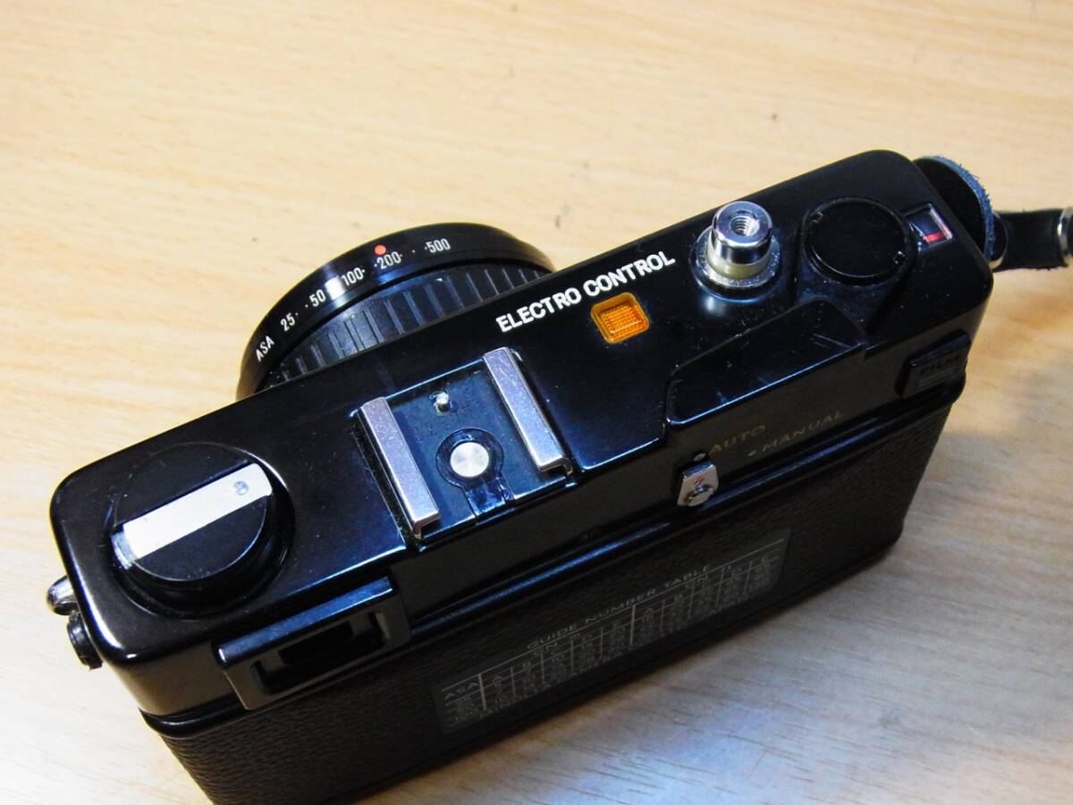 【動作してますがジャンク】minolta HI-MATIC E ブラック　実写確認済み_画像5