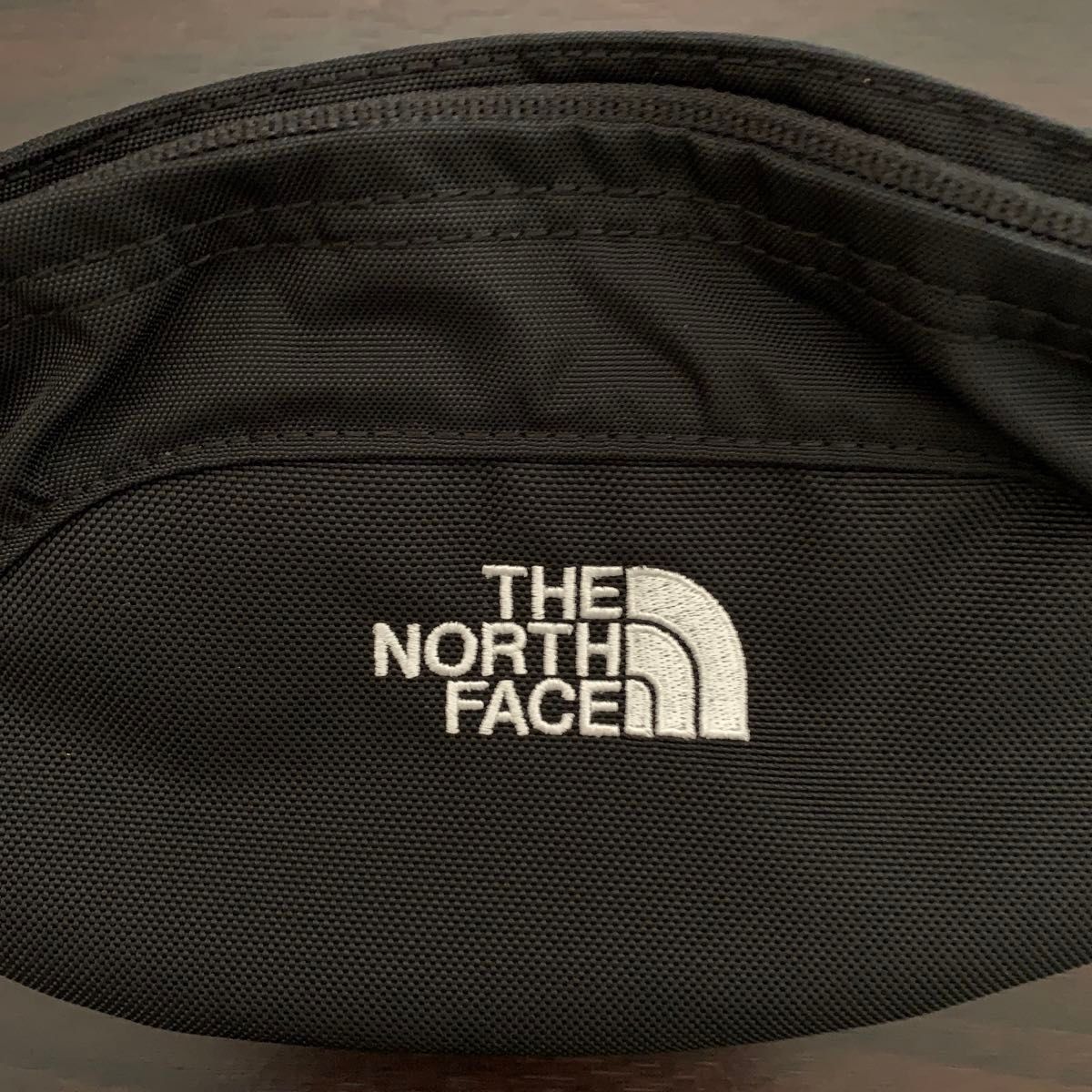 新品未使用　THE NORTH FACE　ザ・ノースフェイス　グラニュール　1L　ブラック　ボディバッグ　ウエストバッグ