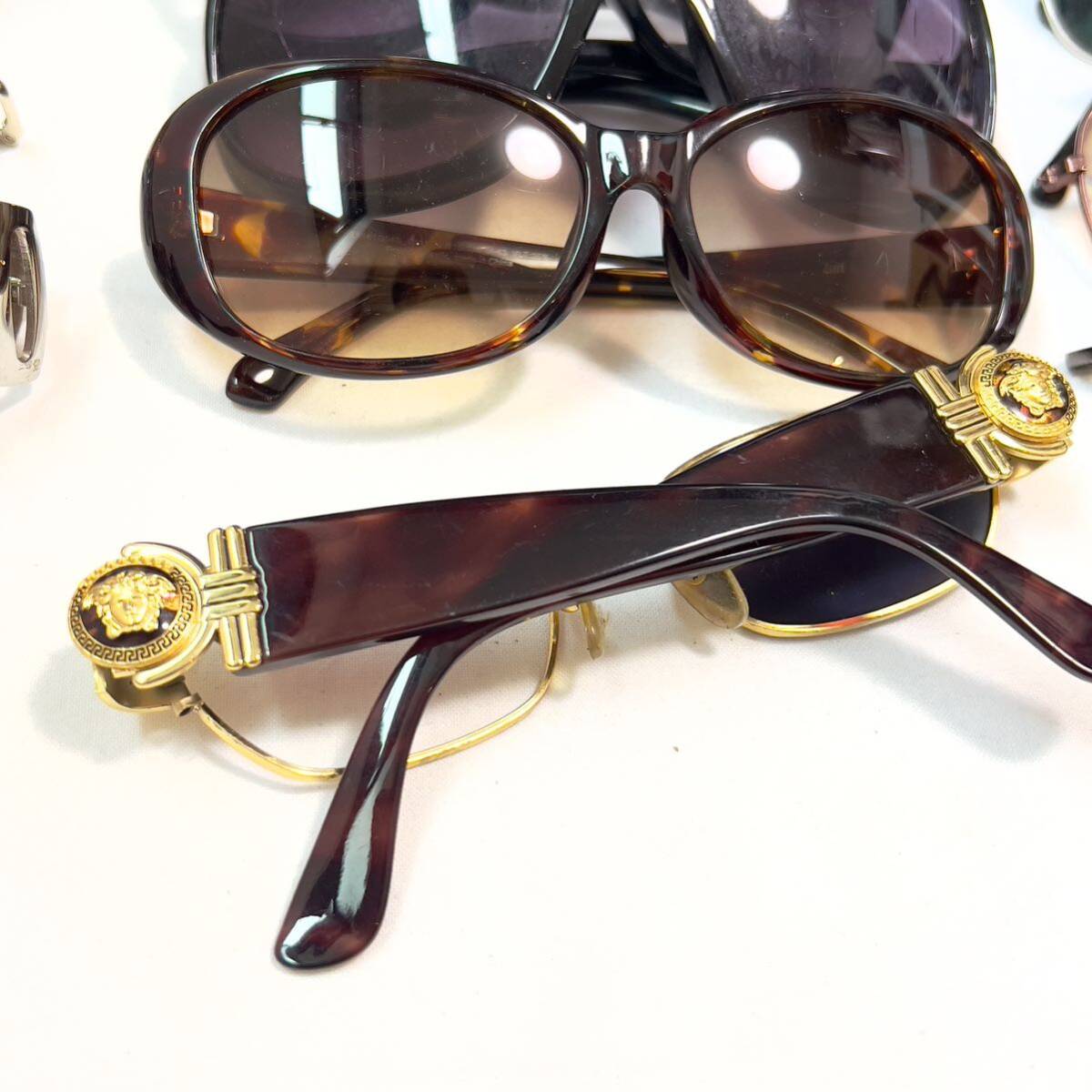ジャンク サングラス 100点以上まとめ売りレイバン ジャンニヴェルサーチ等 まとめて 大量 セット sunglasses メンズ レディースの画像7