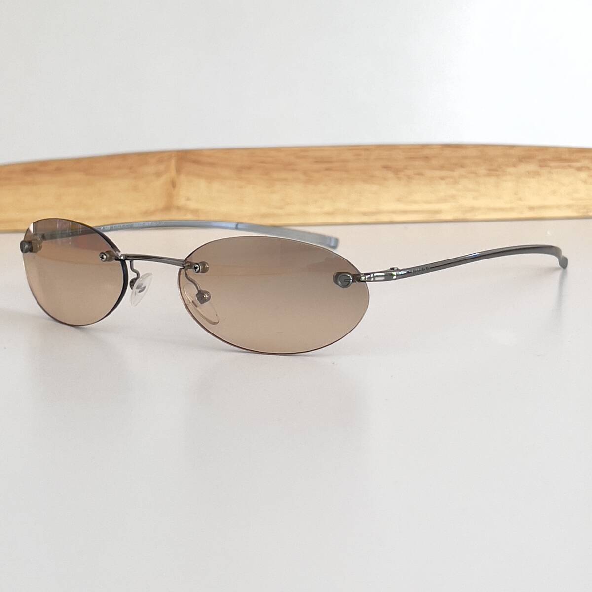GUCCI グッチ ツーポイント サングラス オーバル型 GG1714/S GUCCI グッチ ツーポイント サングラス オーバル型 GG1714/S