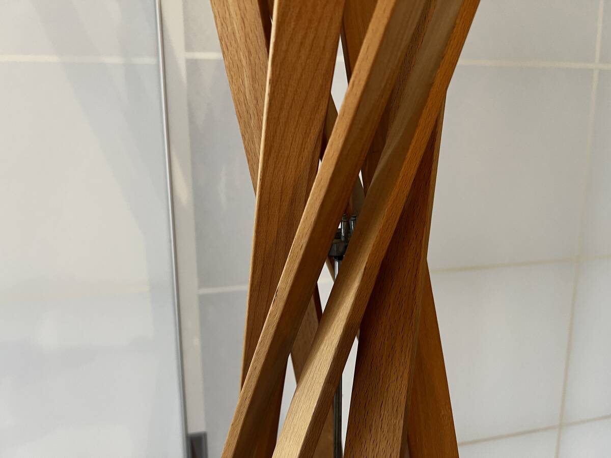 【HORM】 ホルム コートハンガー Twist ツイスト イタリア カーブ 木製 デザイン ハンガーラックの画像8