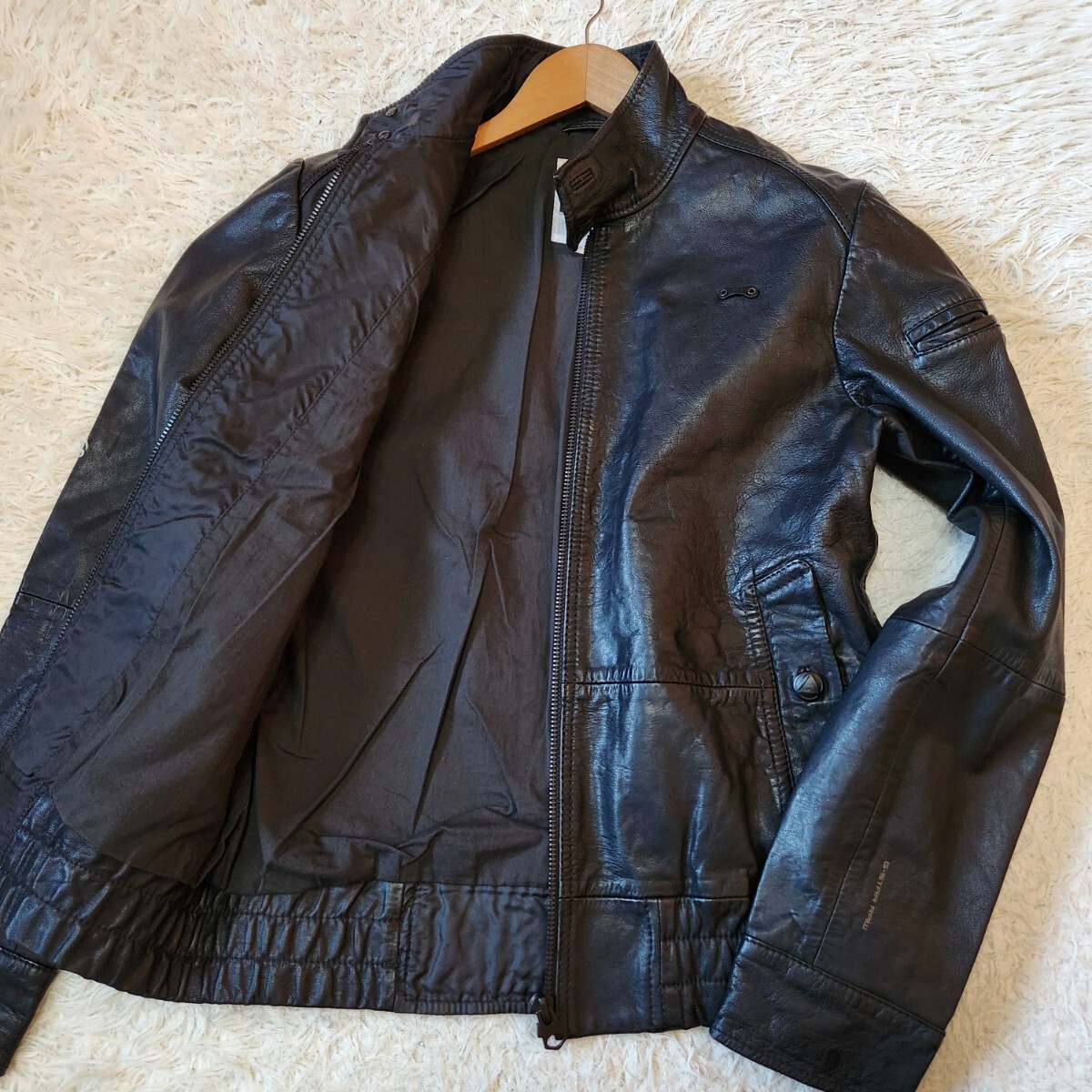 美品 G-STAR RAW【高年式 柔らかな カウレザー シングル ライダースジャケット M】ジースターロウ レザージャケット 黒 ブラック 牛革_画像2