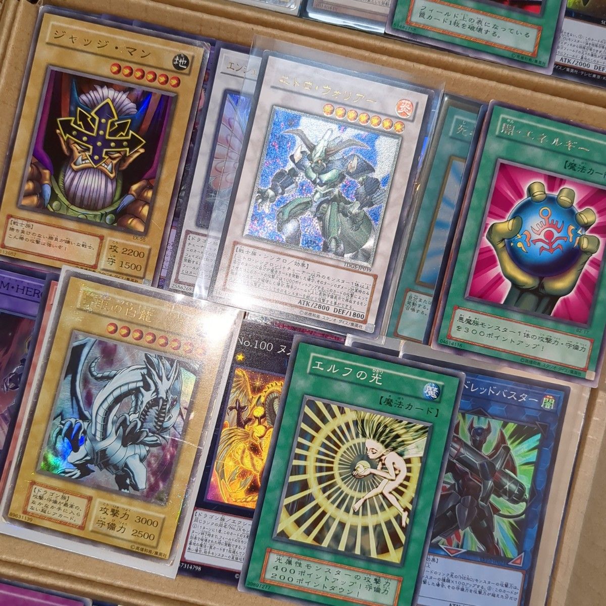 16遊戯王ダンボール8箱分まとめ売り　引退品