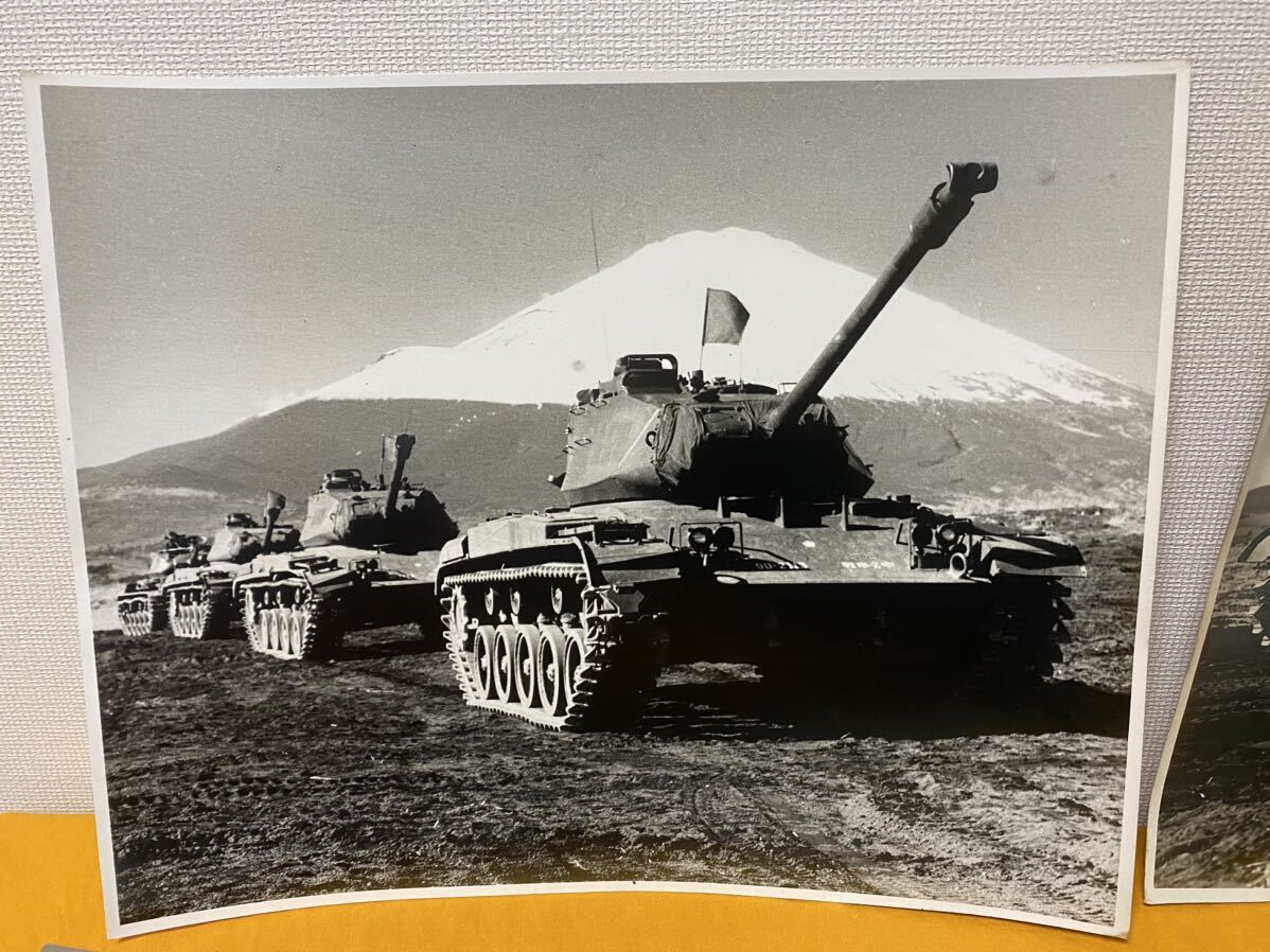  Ground Self-Defense Force .. Showa era old photograph 61 type tank 155... machine ... photograph total 4 sheets Showa Retro self .. machine .. squad tank -1 middle tank -2 middle military 