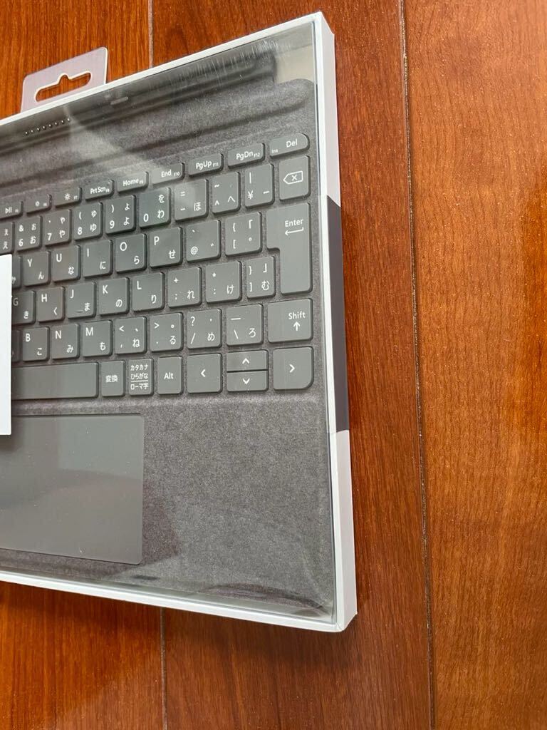 新品、未開封　純正　Microsoft Surface マイクロソフト サーフェス タイプカバー Go KCS-00144 プラチナ_画像4