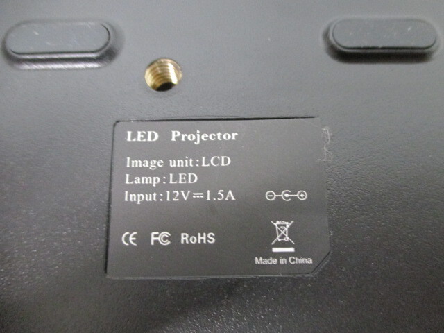 未使用 LED Projector 小型 プロジェクター ホームシアター リモコン付き 激安1円スタート_画像6