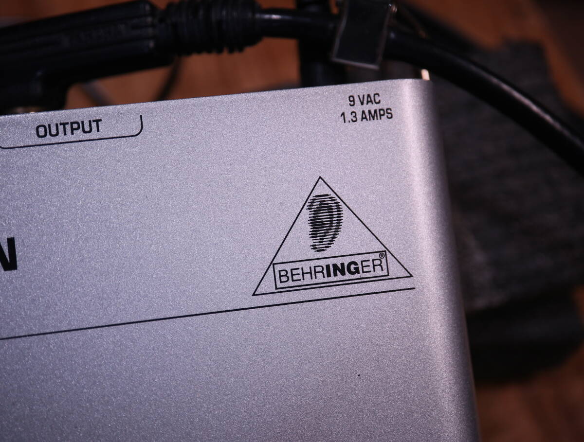 Behringer MIC100 работа проверка завершено AC* оригинальная коробка приложен 