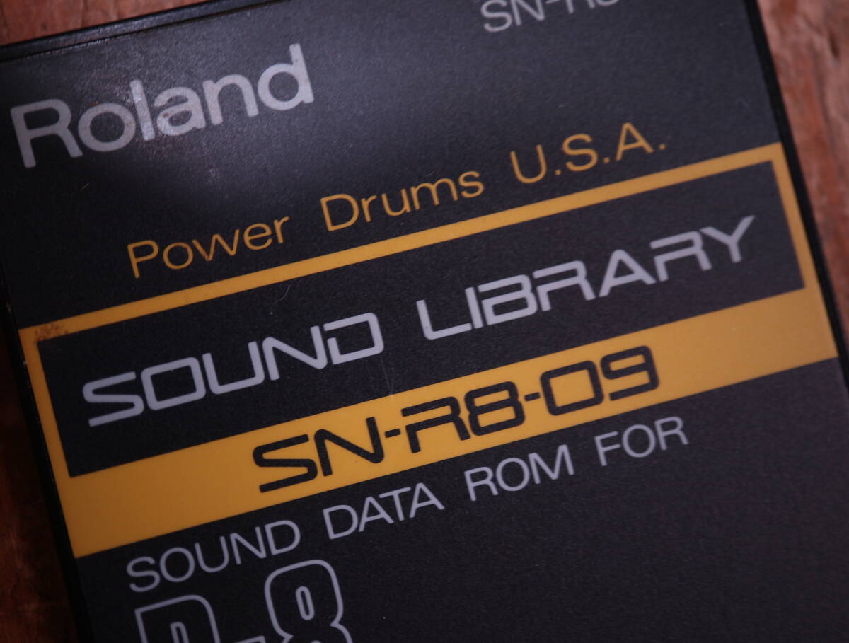 Roland SOUND LIBRARY SN-R8-09 Power Drums USA  работоспособность   проверка  сделано 