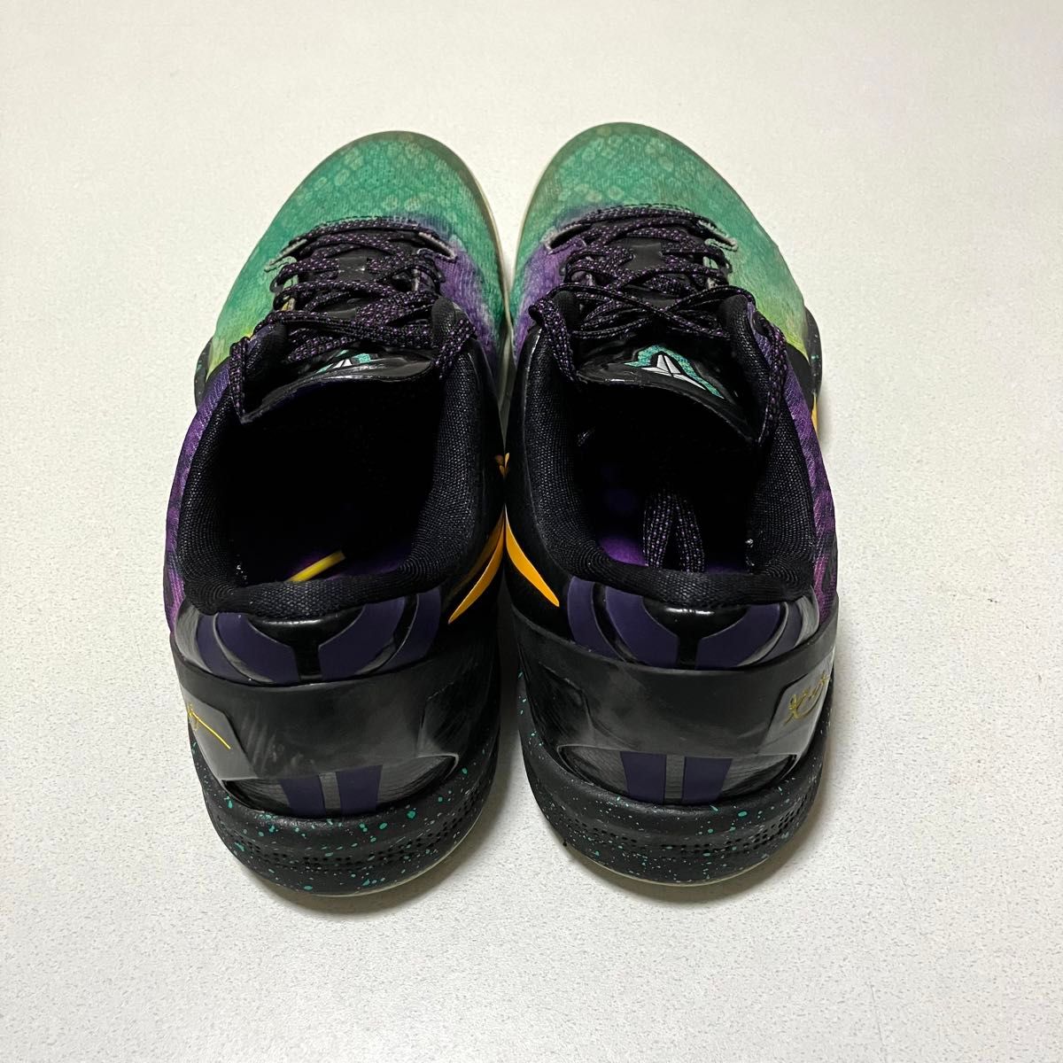 NIKE Zoom Kobe 8 Easter コービー イースター