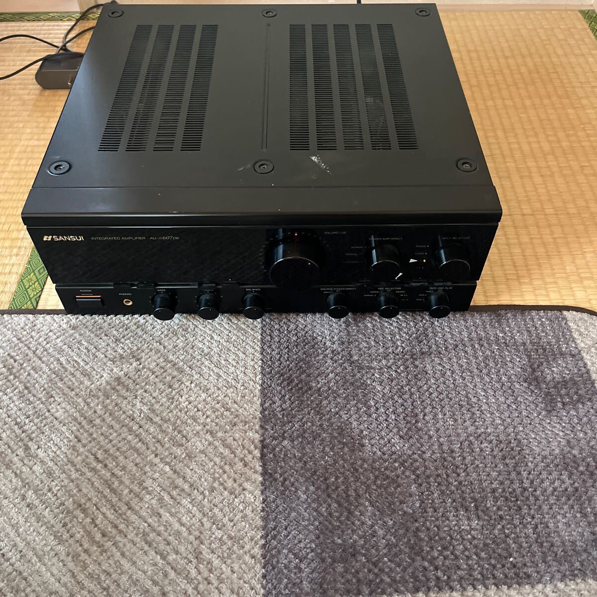 中古】SANSUI サンスイ AU-a607DR プリメインアンプの画像1