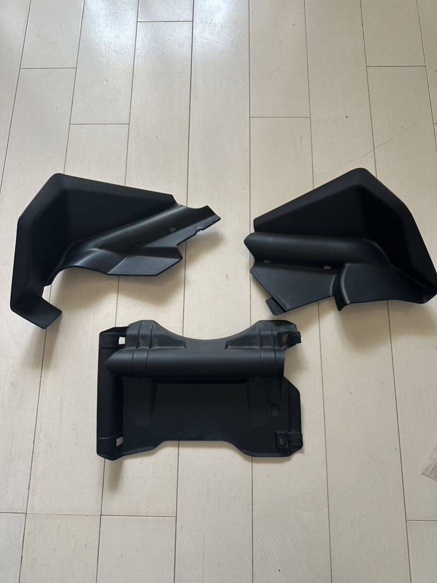 BMW R1250GS main stand cover 