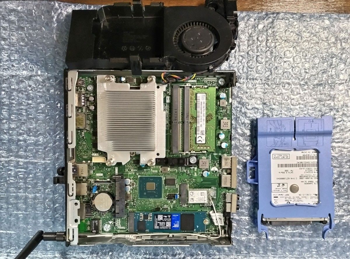 DELL OptiPlex 3070 micro core i3-9100T SSD 500GB + HDD 1TB DELL OptiPlex 3070 micro core i3-9100T SSD 500GB + HDD 1TB